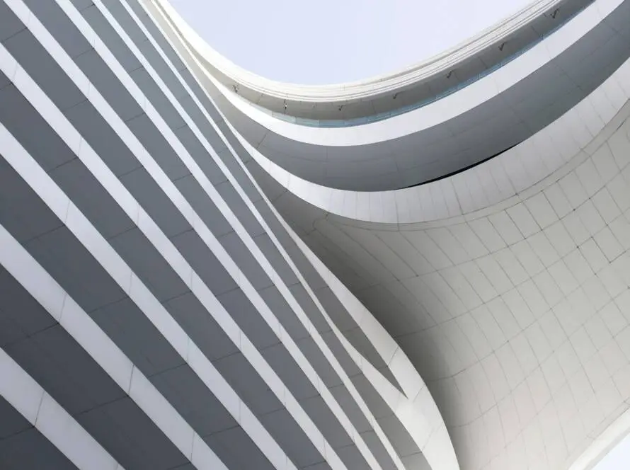 Bâtiment institutionnel illustrant le droit public