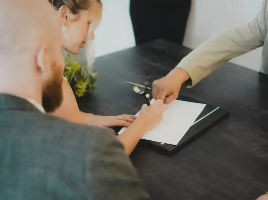 contratti commerciali